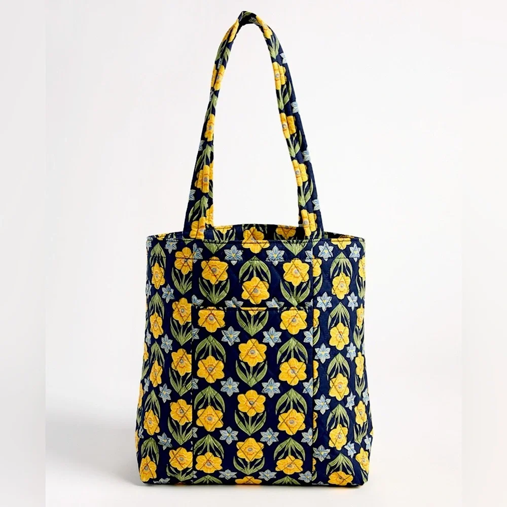 🌼💛HOST PICK!!!💛🌼 Vera Bradley Daffodils Cotton Tote Bag